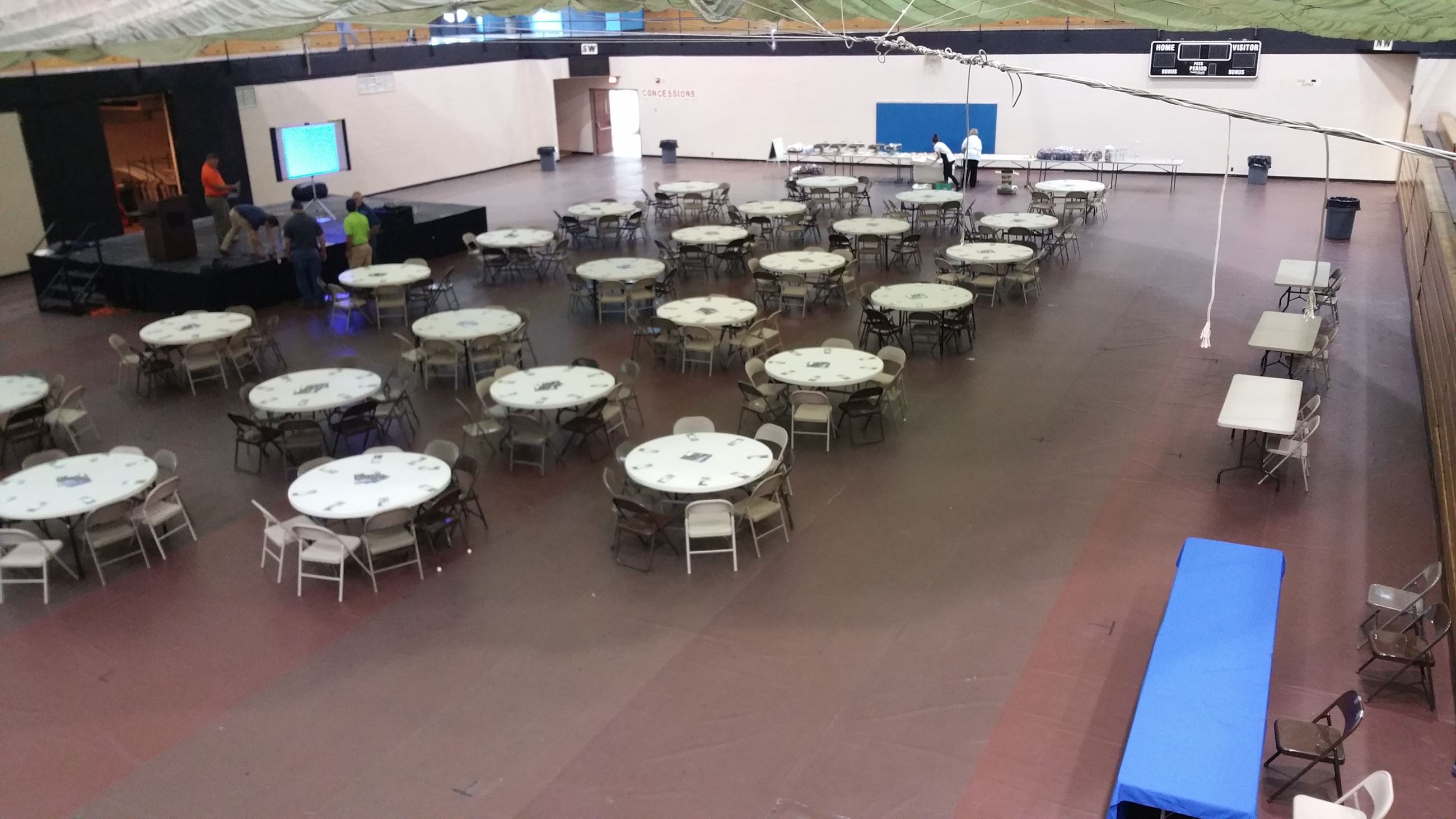 Event set-up with stage